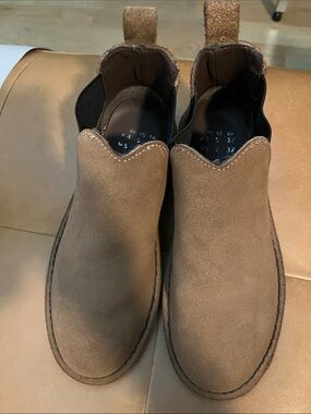 Women’s  veldskoenBrown Suede Slip-On Chelsea Boots